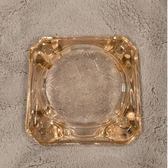 Vintage‎ Jeannette Glass Pink Depression  Adam Ashtray - Picture 3 of 3